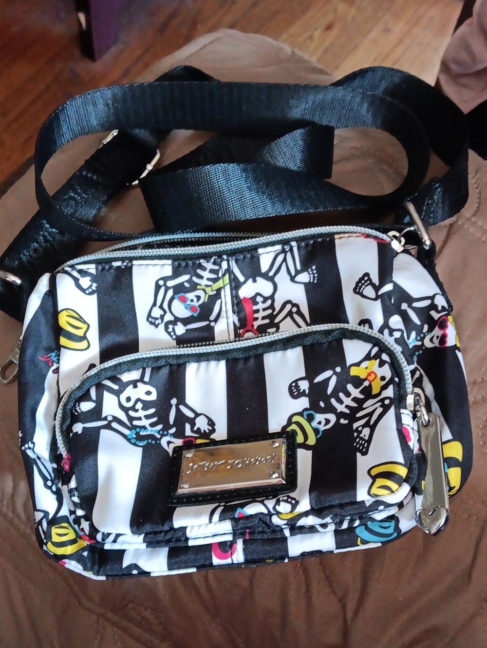 Betsey Johnson skeleton 💀 crossbody mini purse